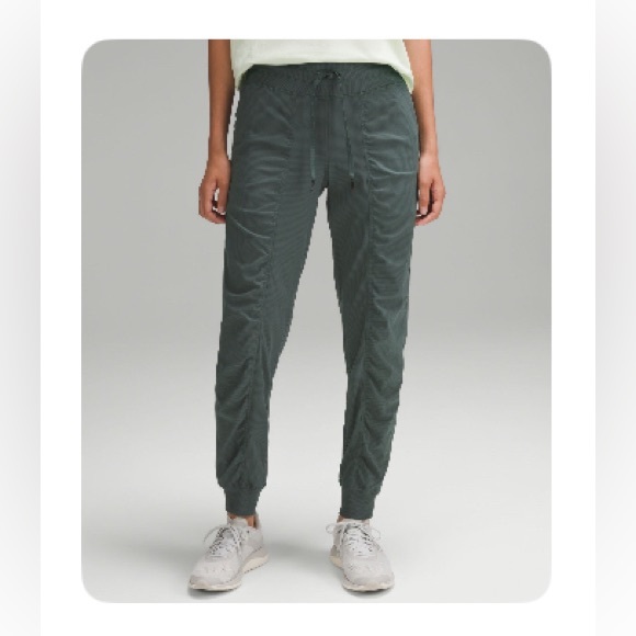 Lululemon Dance Studio Mid Rise Jogger*Full Length - Picture 1 of 2